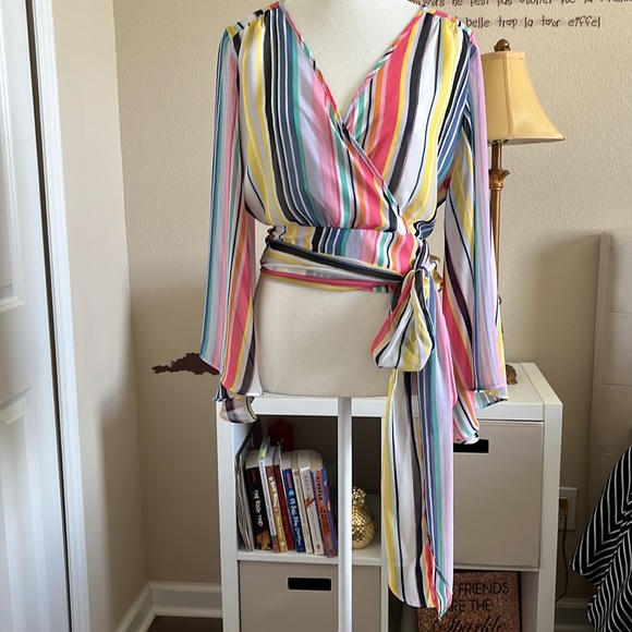 🔥SALE🔥 NEW YORK & CO COLORFUL STRIPE TIE WRAP BLOUSE TOP SIZE M - Picture 2 of 12